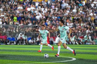 英媒：有伤的蒂亚戈-席尔瓦想踢联赛杯决赛，他已3次在温布利输球